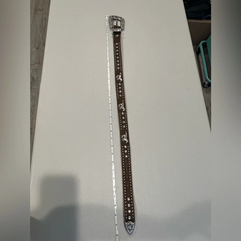 EUC girl’s rhinestone belt